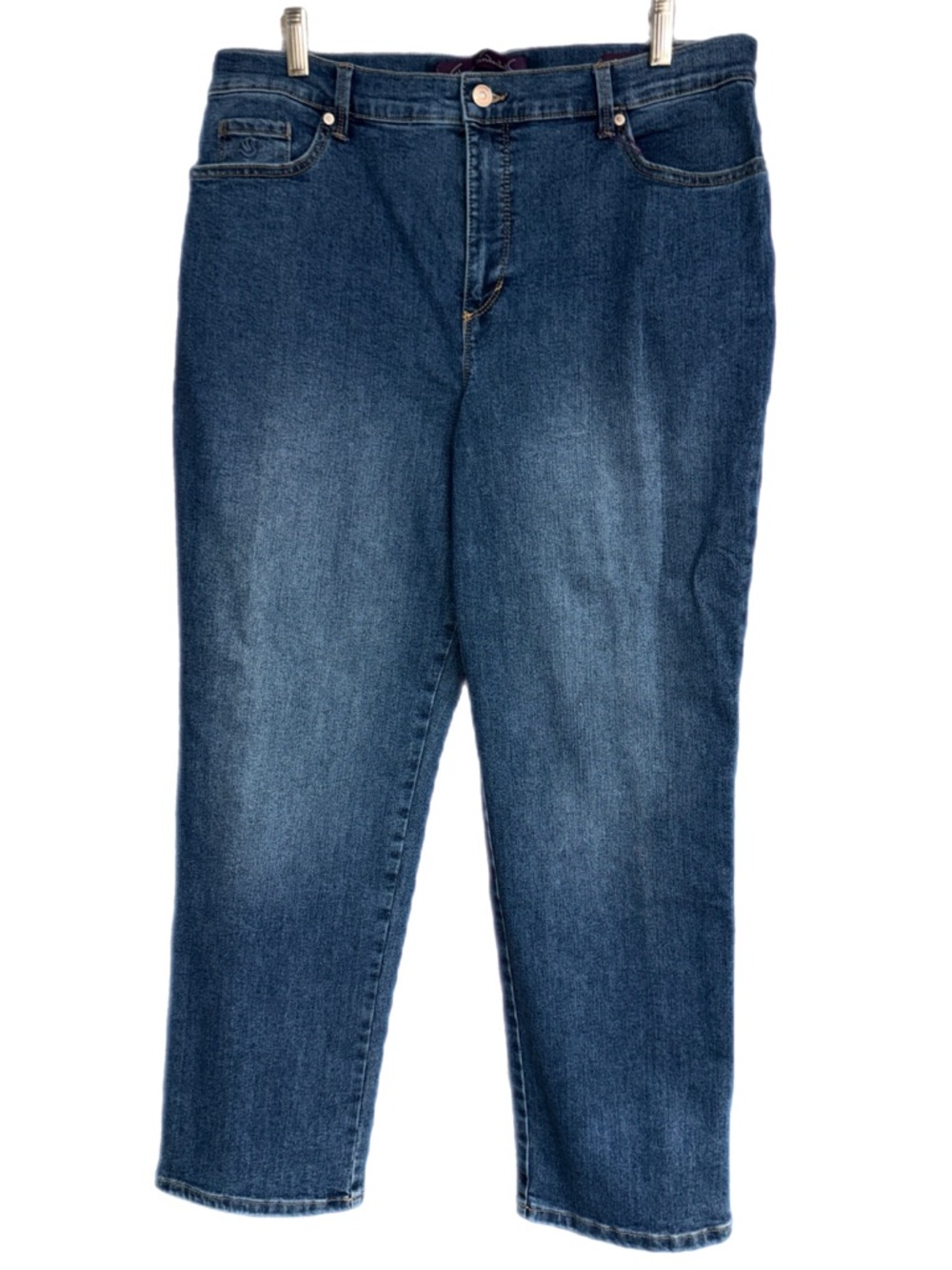 Gloria Vanderbilt - Amanda Jeans Short – Medium Wash Stretch Tapered - Size 16